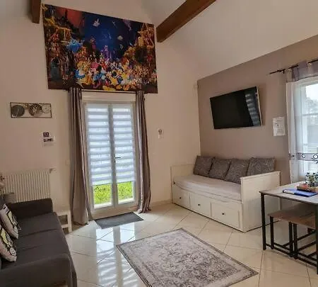 Marvellous Le Hongre 7 Min From Disneyland Daire Magny-le-Hongre